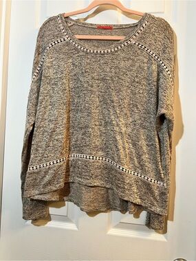 🦋 Chelsea & Violet tan & cream Heathered Open-Stitch Trim Long Sleeve Top size m